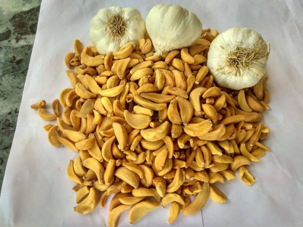 Garlic Flakes
